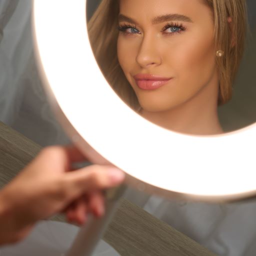 What it takes to TikTok like a pro - Ilios Lighting